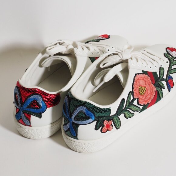 Gucci White Floral Embroidered Leather Ace Sneakers - Pre-Owned (Size 5.5) - Picture 8 of 11